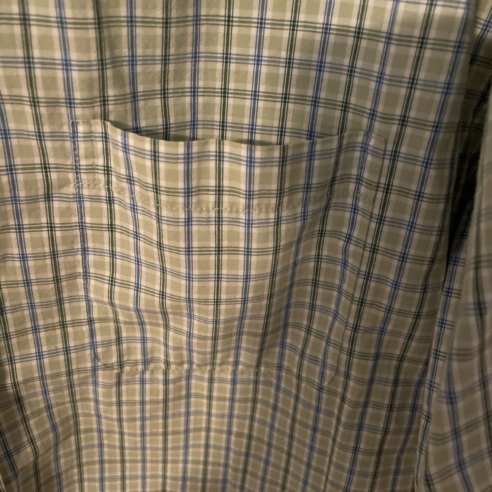 Arrow short sleeve plaid button down casual shirt. - Picture 4 of 8